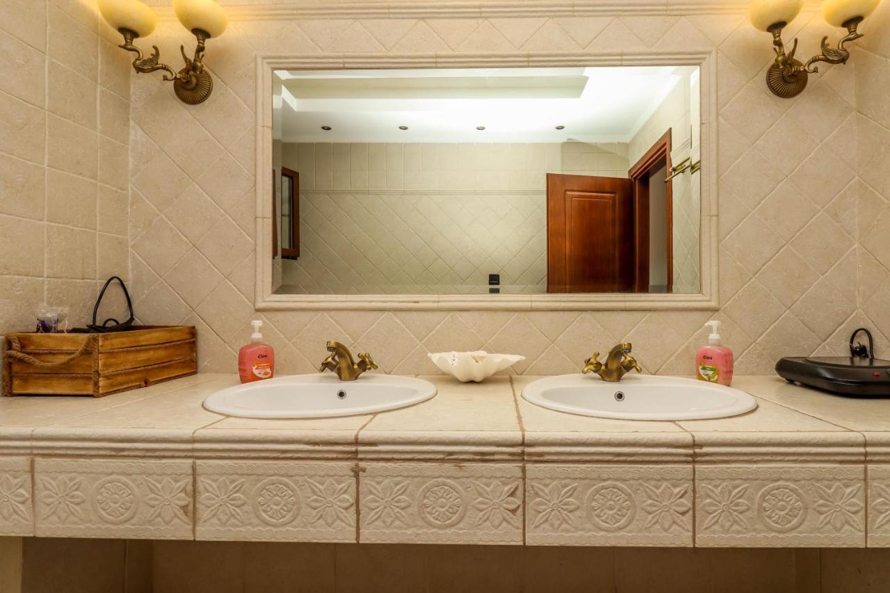 Suite Acropolis Serres Next To Center Ngoại thất bức ảnh
